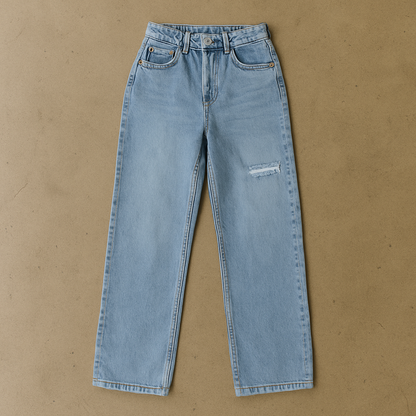 Women’s Straight Jeans with Knee Rip