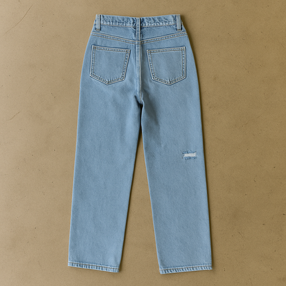 Women’s Straight Jeans with Knee Rip